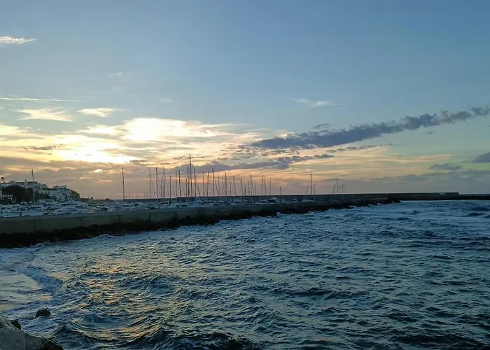 Giulia Rum i privatbostad Forio di Ischia